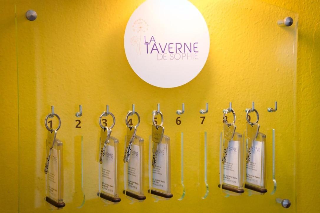 La Taverne Uzes Luaran gambar